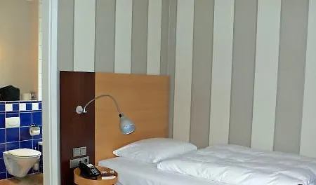 מלון Bio-hotel Orange