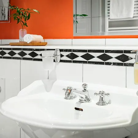 Bio-hotel Orange Hotel 3*